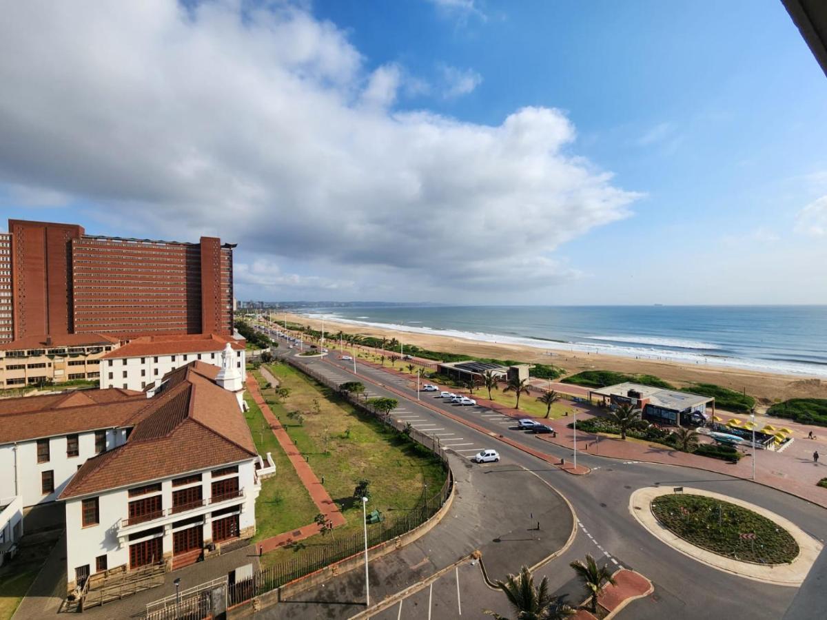 Tenbury By The Beachfront 806